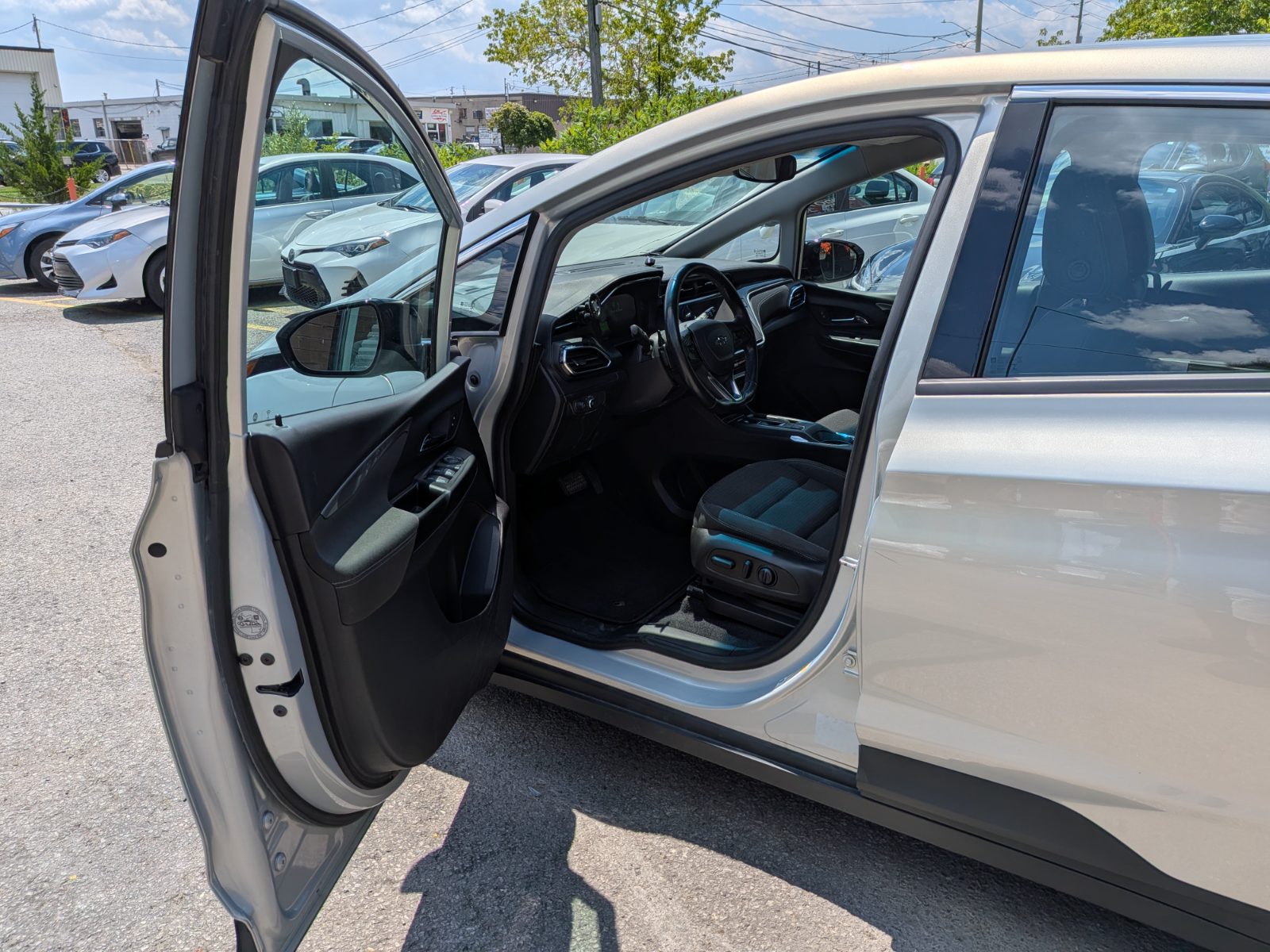 2023 Chevrolet Bolt EV 1LT, photo 9 of 15