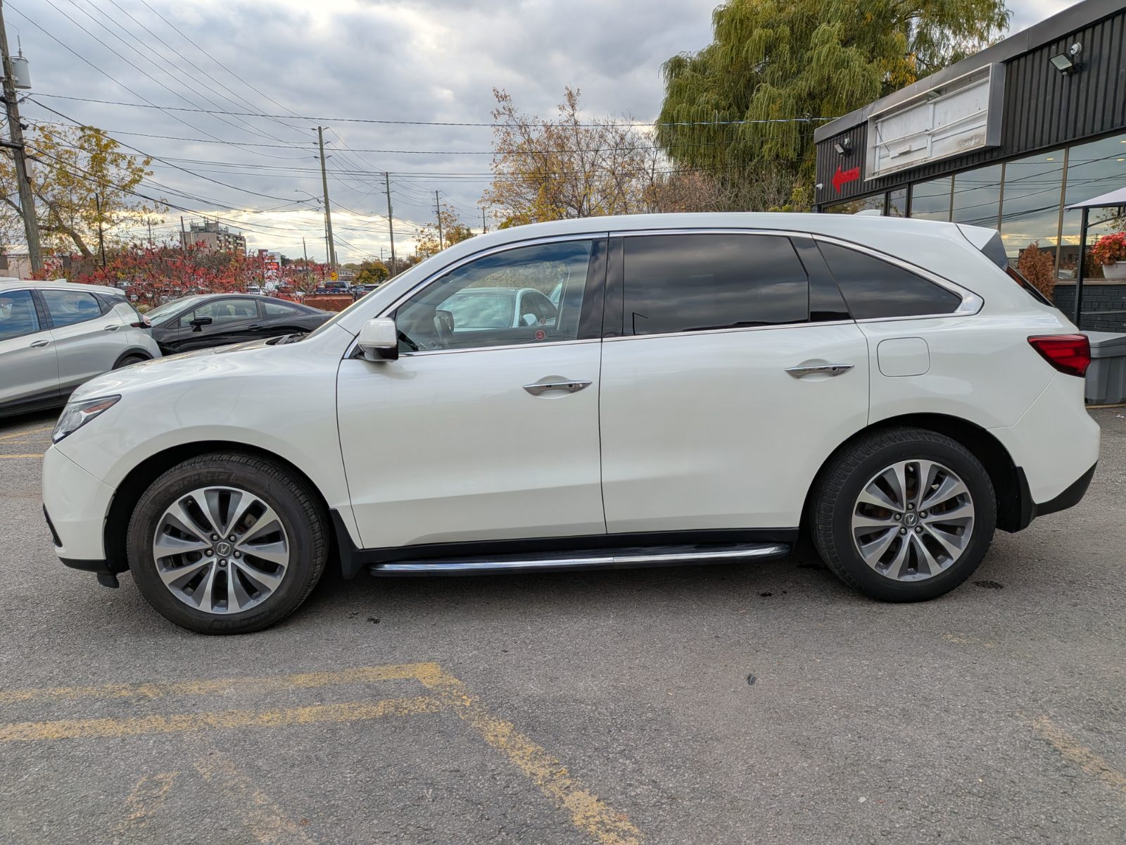 2016 Acura MDX SH-AWD w/Tech pkg & RES, photo 2 of 19