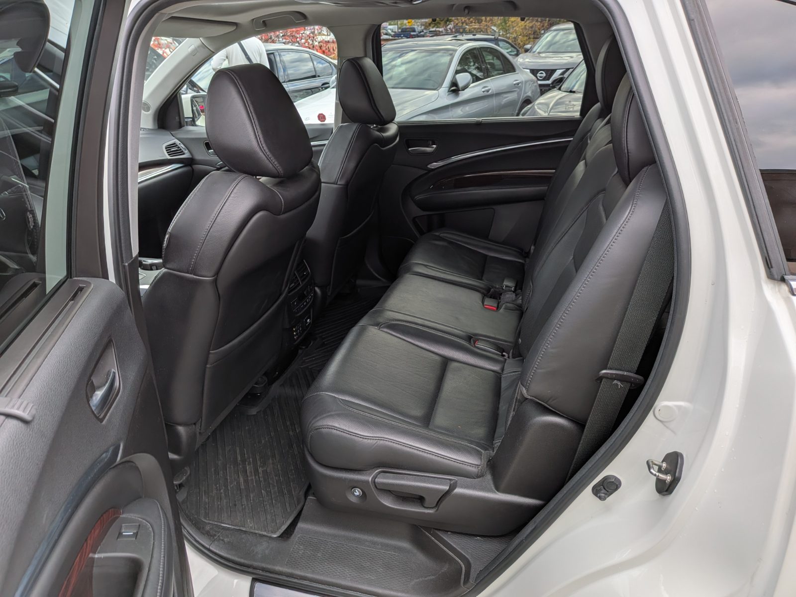 2016 Acura MDX SH-AWD w/Tech pkg & RES, photo 10 of 19