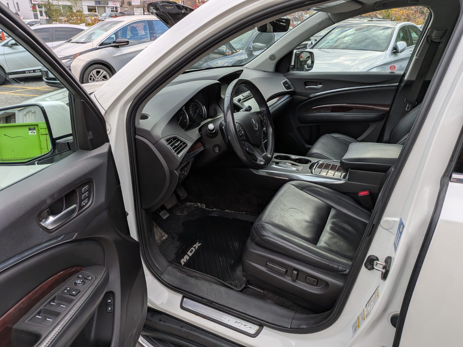 2016 Acura MDX SH-AWD w/Tech pkg & RES, photo 9 of 19